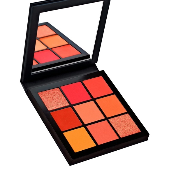 Huda Beauty Coral Obsessions Eyeshadow Palette 9 Matte, Shimmer, Metallic Shades - Picture 3 of 6
